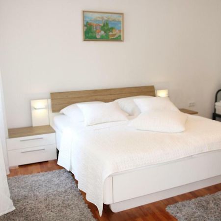 Central House Nona Crikvenica Extérieur photo