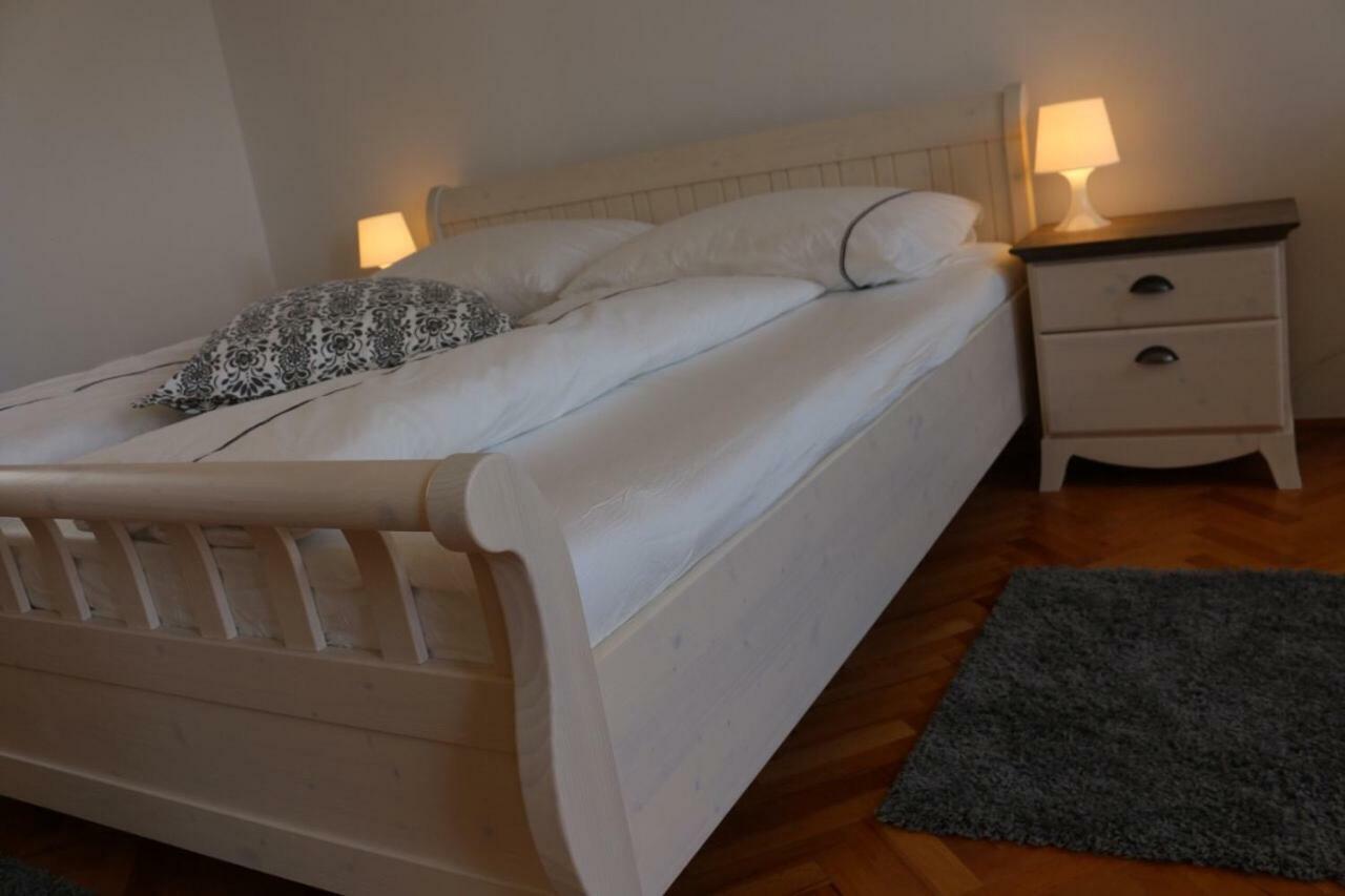 Central House Nona Crikvenica Extérieur photo