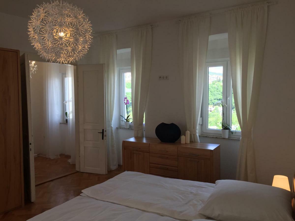 Central House Nona Crikvenica Extérieur photo
